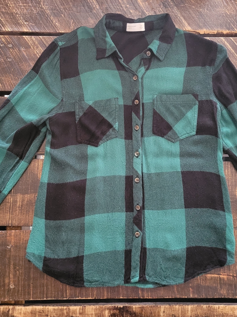 Womans Maurices Green and Black Plaid Button-Up Shirt Size Medium